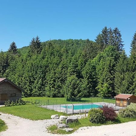 Villa Gite Jura Mina Chalet Au Milieu De La Nature Ney Exterior foto